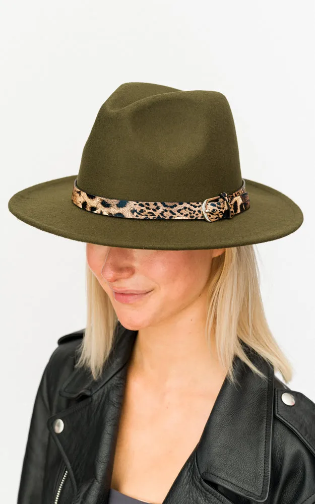BHAT6043 Faux Wool Adjustable Fedora with Animal Print Accent Band