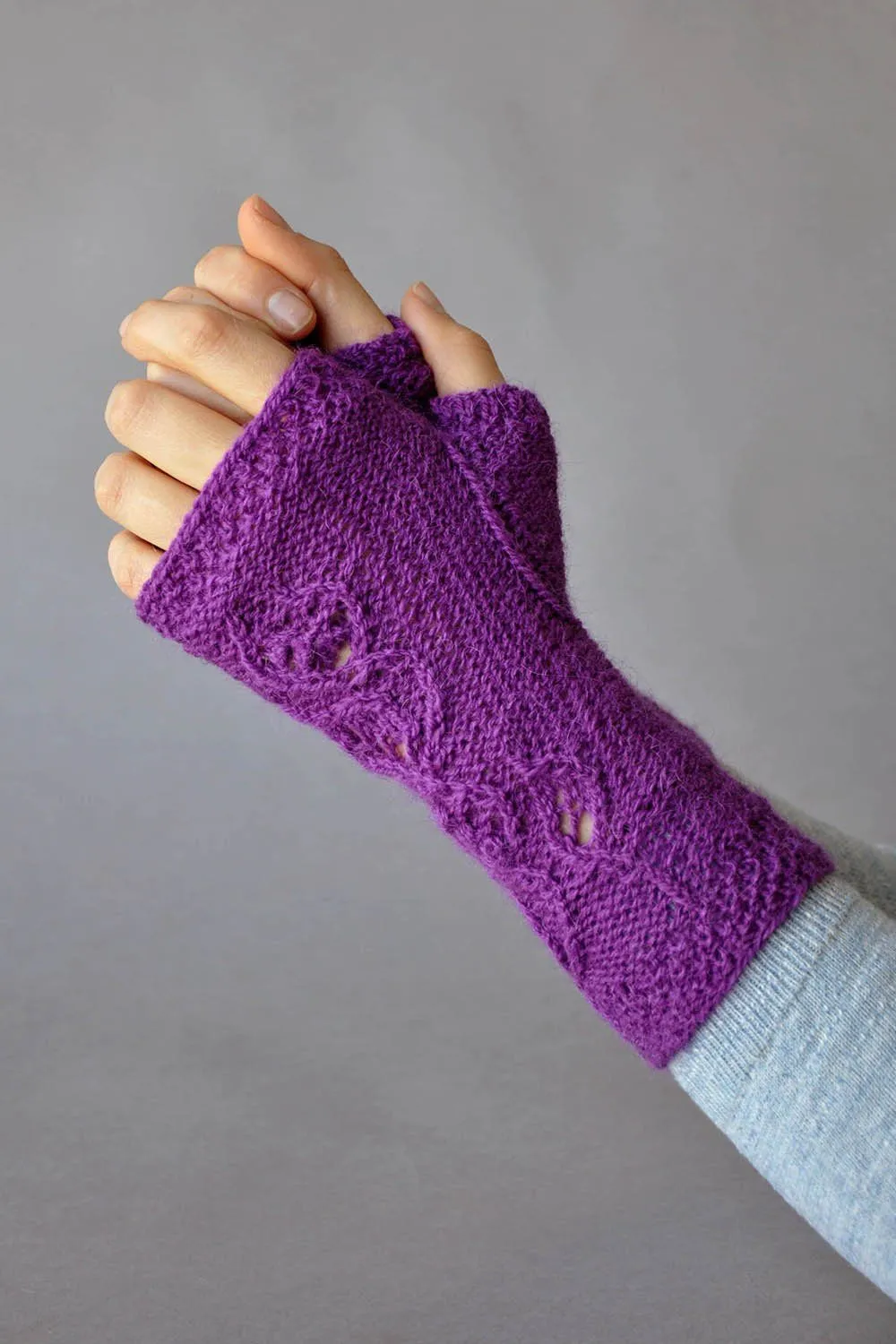 Flight of Fancy Mitts