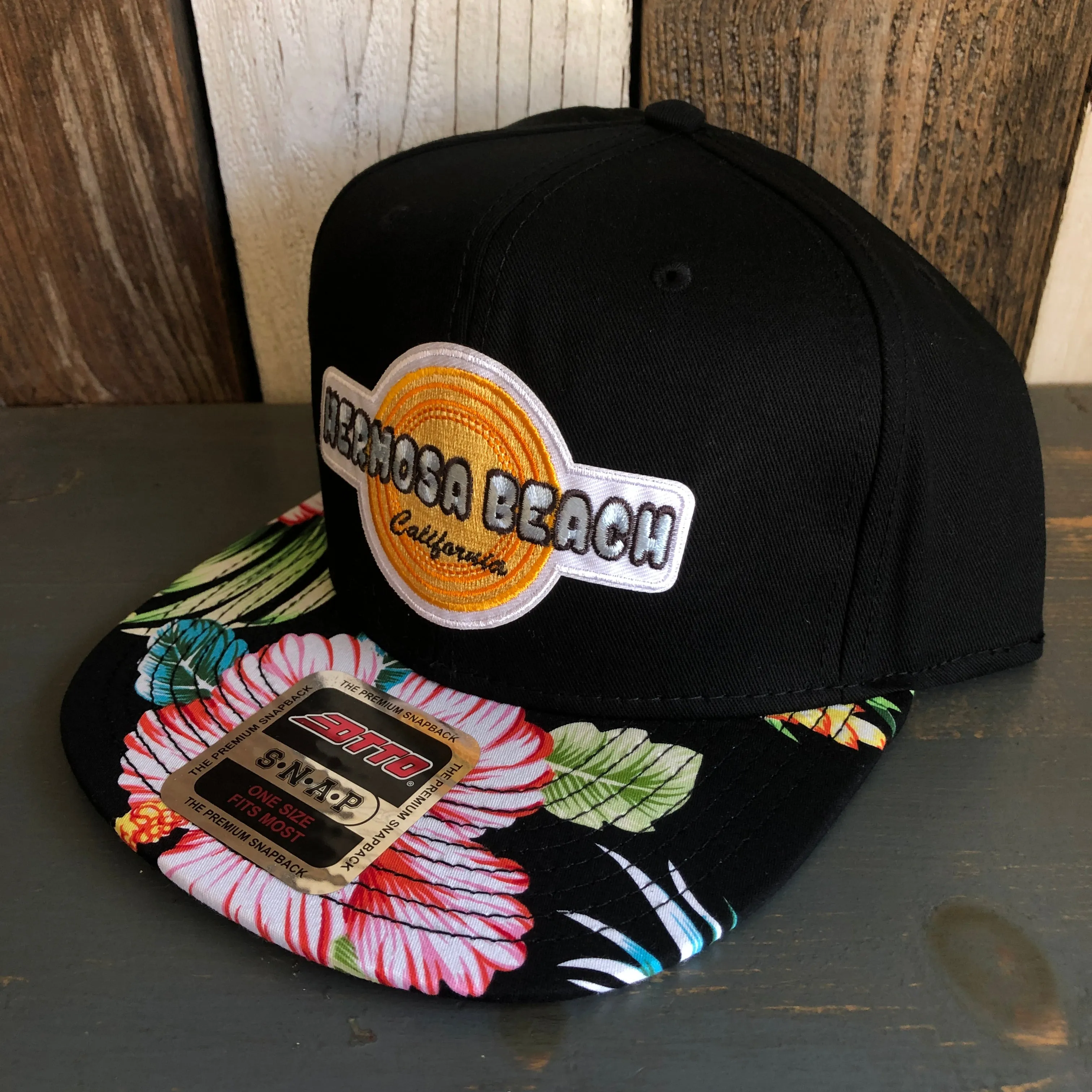 Hermosa Beach HIGH HEAT Black Panel/Hawaiian Pattern Visor - 6 Panel Mid Profile Snapback Hat - A ‘o ia