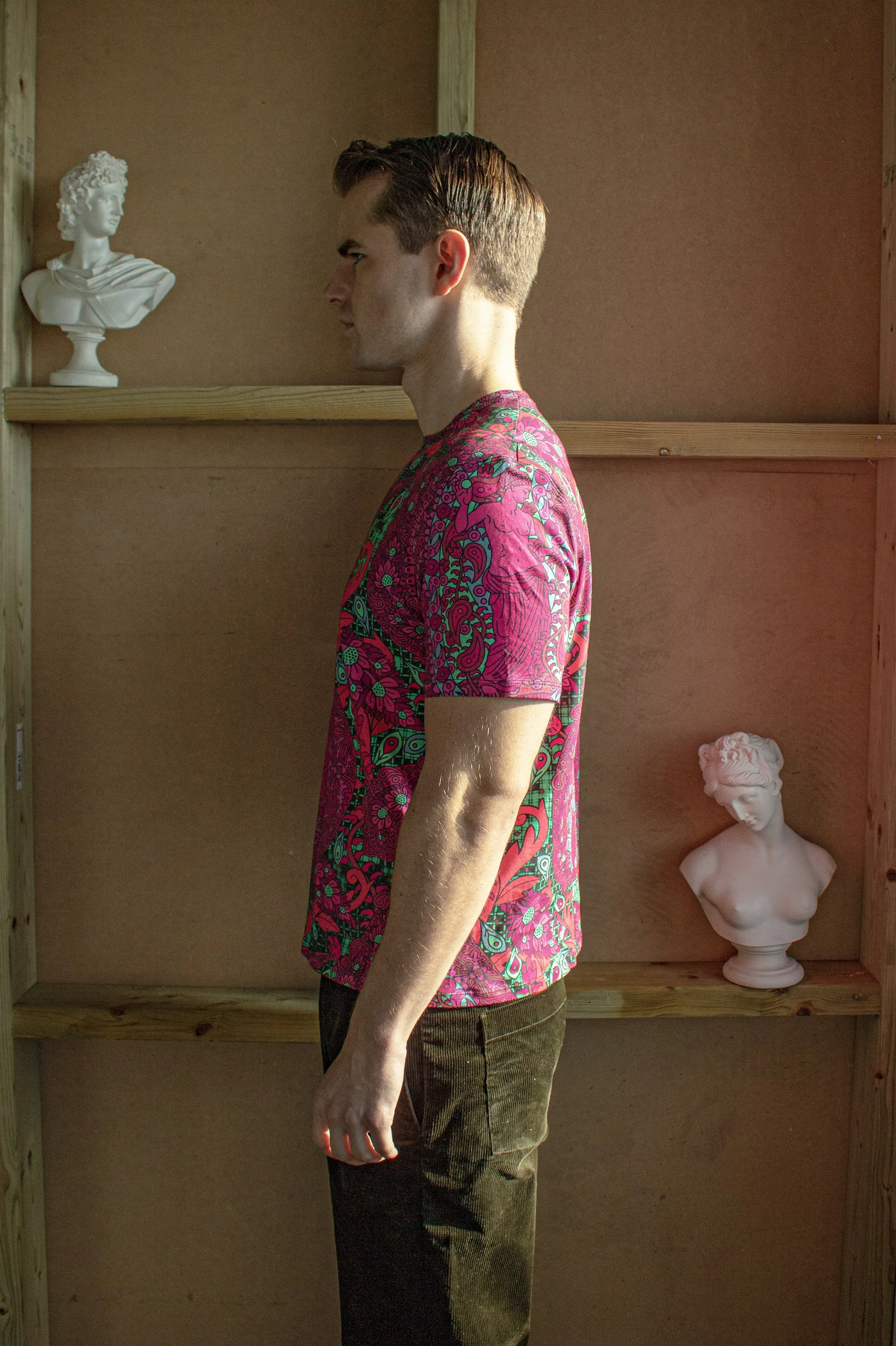 Paisley Goddesses – Fuchsia and Turquoise T-shirt