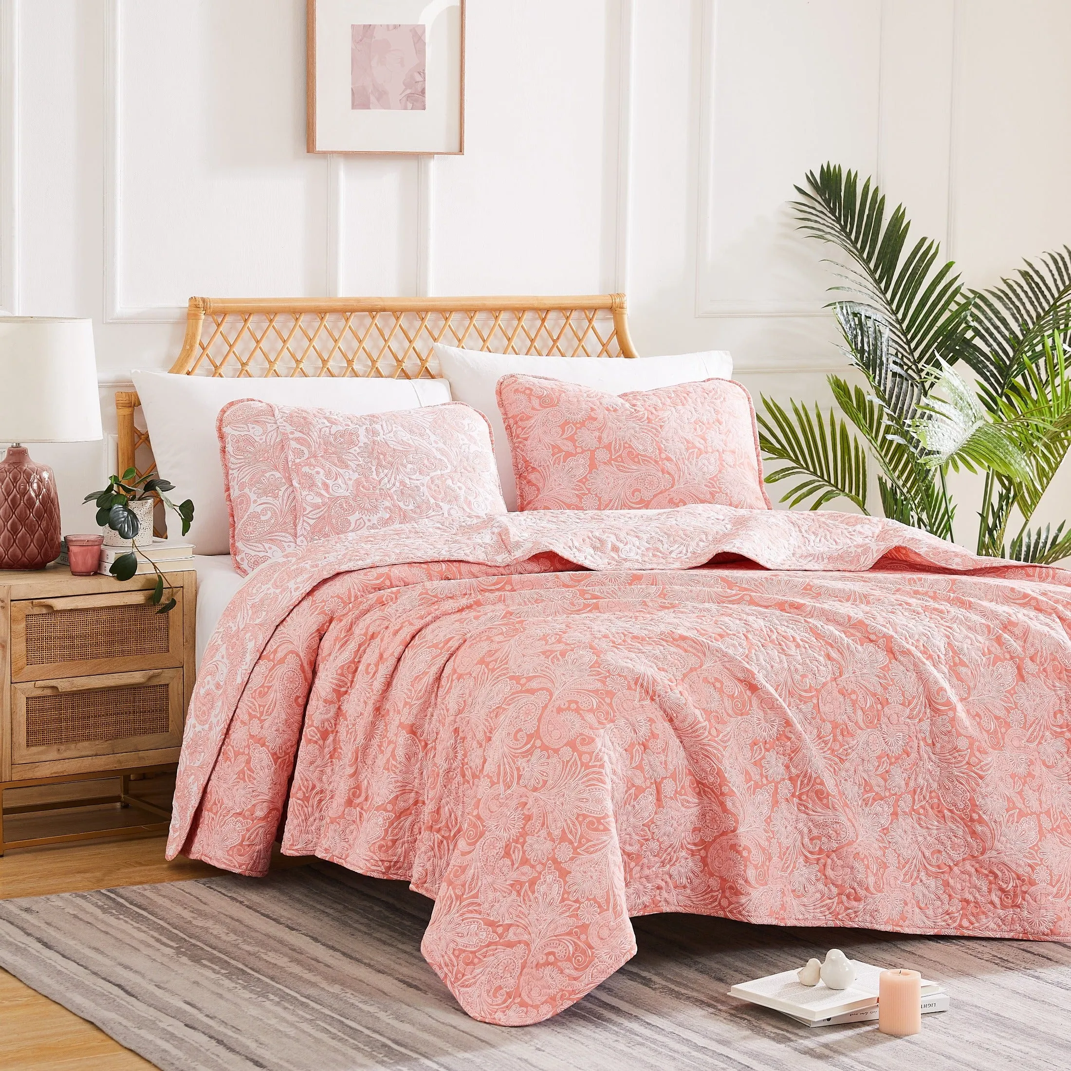 Perfect Paisley Reversible Quilt Set